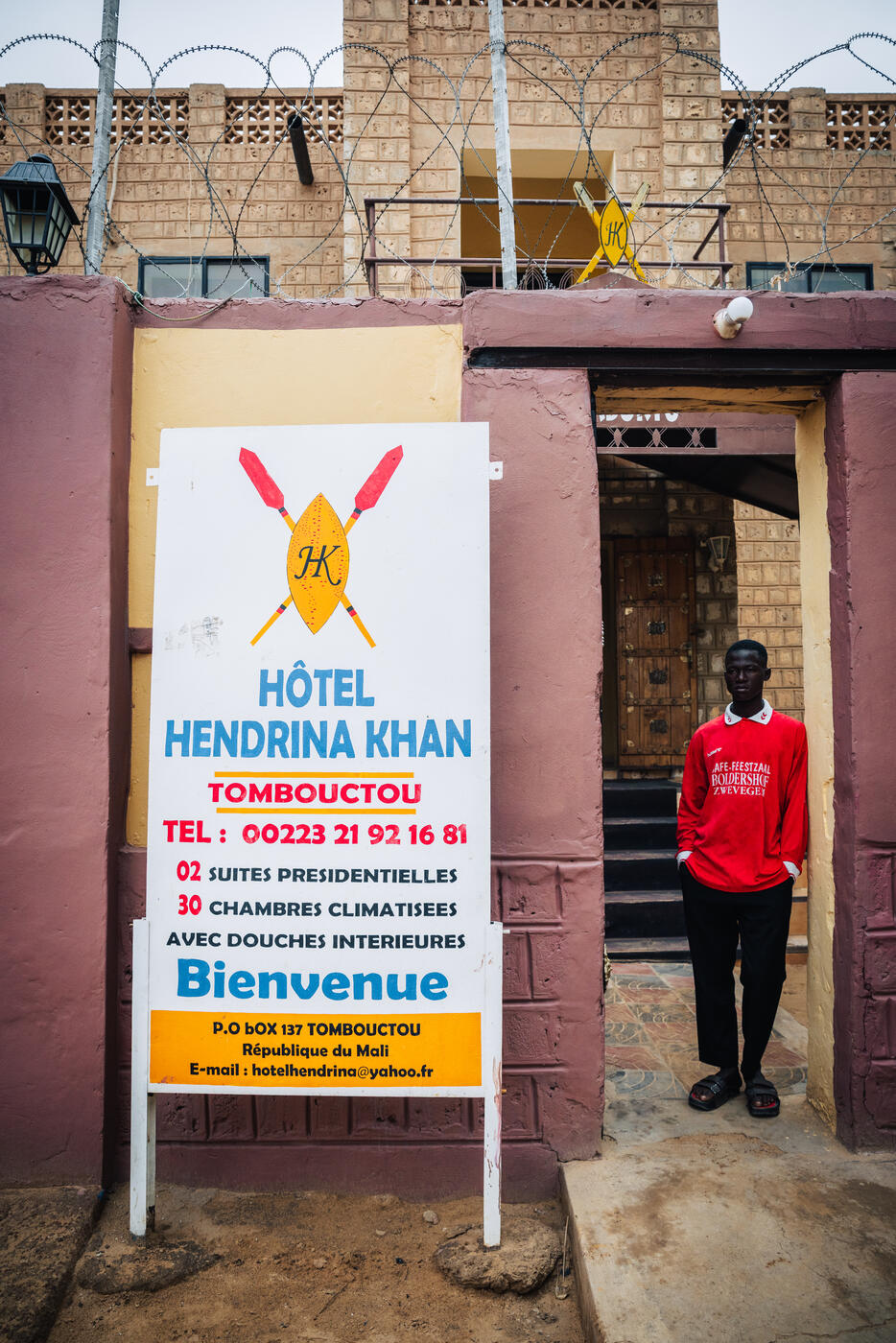Hotel Hendrina Khan welcome sign in Timbuktu