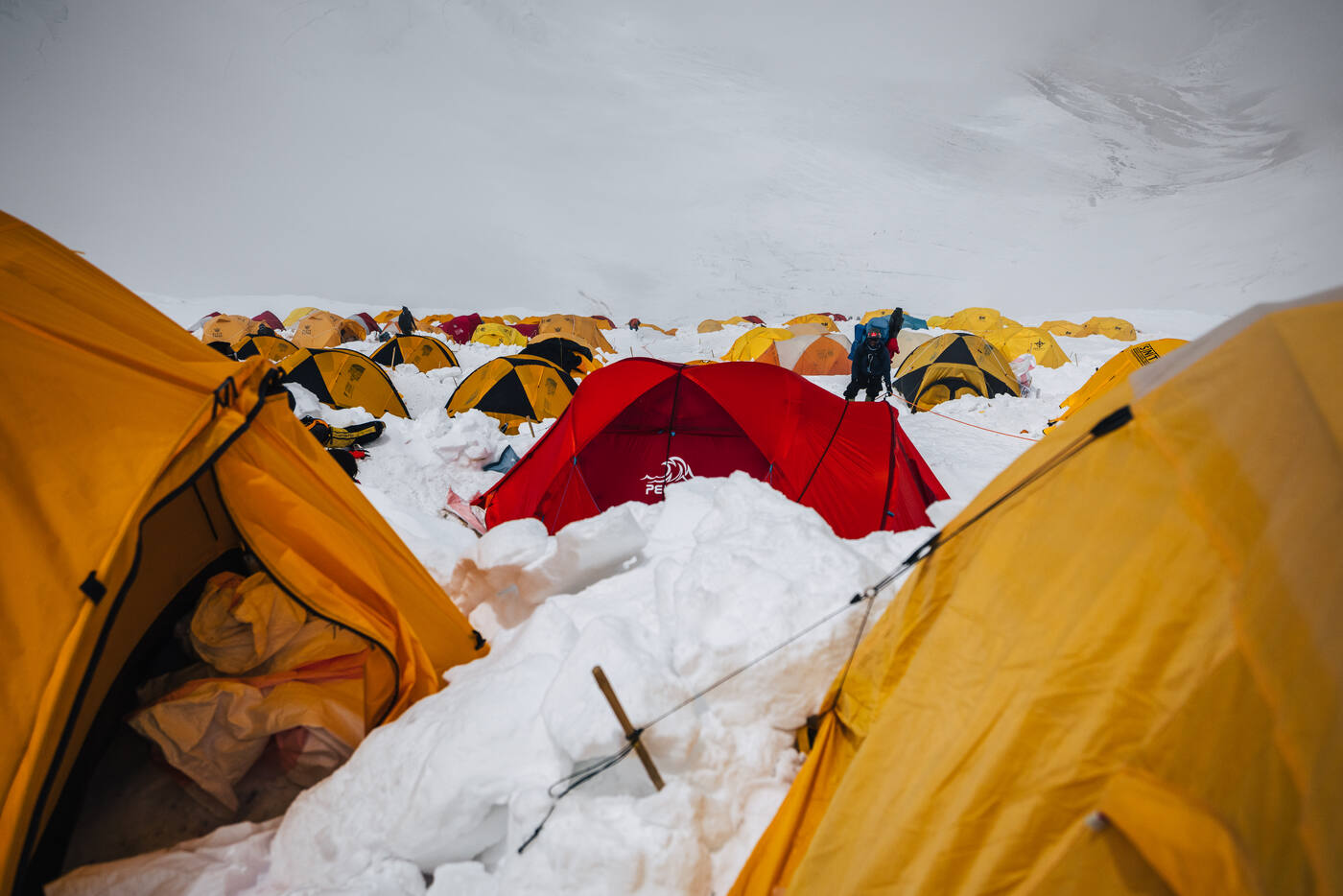 Rest day at Camp 2 during summit push